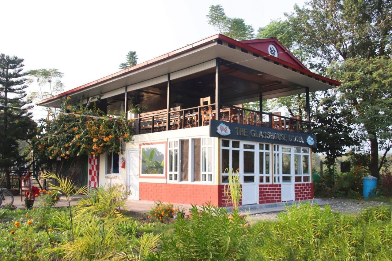 The Glasshouse Hotel Kawasoti 外观 照片