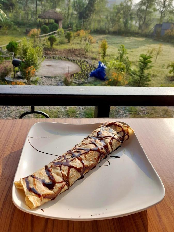 The Glasshouse Hotel Kawasoti 外观 照片