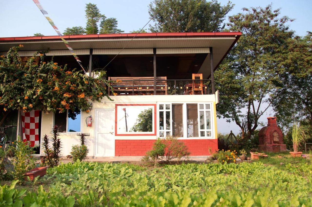 The Glasshouse Hotel Kawasoti 外观 照片